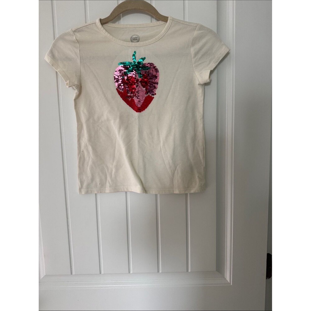 wonder nation Cream Short Sleeve Tee with Sequin Strawberry